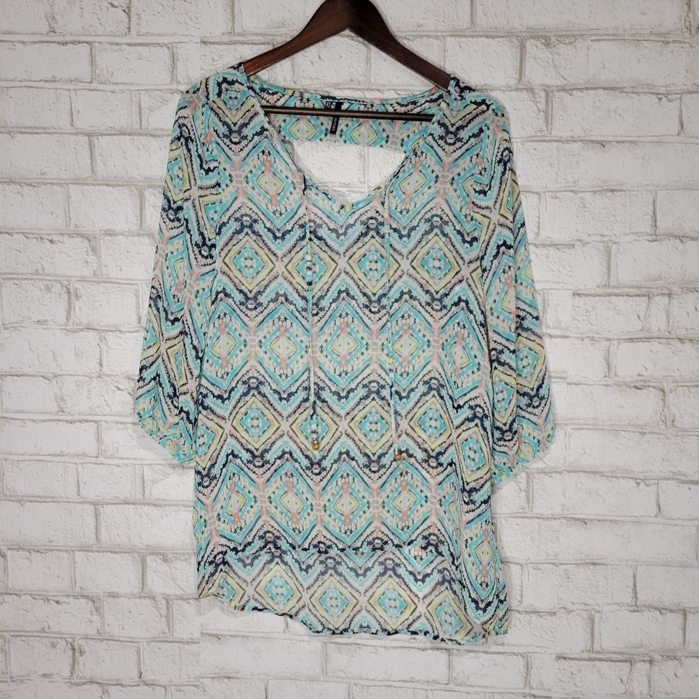 Maurices open‎ back printed blouse